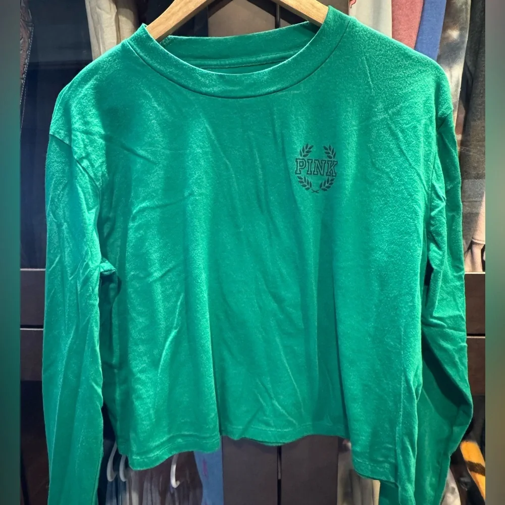 NWOT PINK VS Green Long Sleeve Crop Top - Picture 6 of 6
